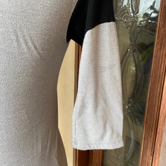 Fantastic Beasts Womens Juniors Tee XS Muggle Worthy Baseball Raglan Gray Black - Picture 5 of 9